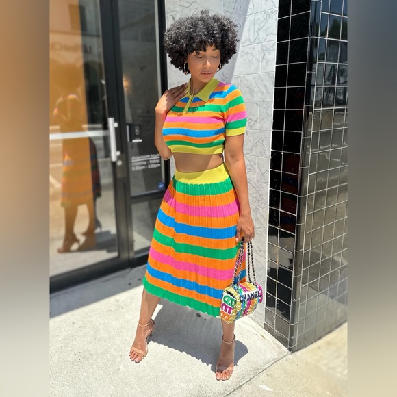 Women’s Colorful Rainbow Striped Cropped Shirt & Pleated Maxi Skirt Set Sz Large - Picture 6 of 12